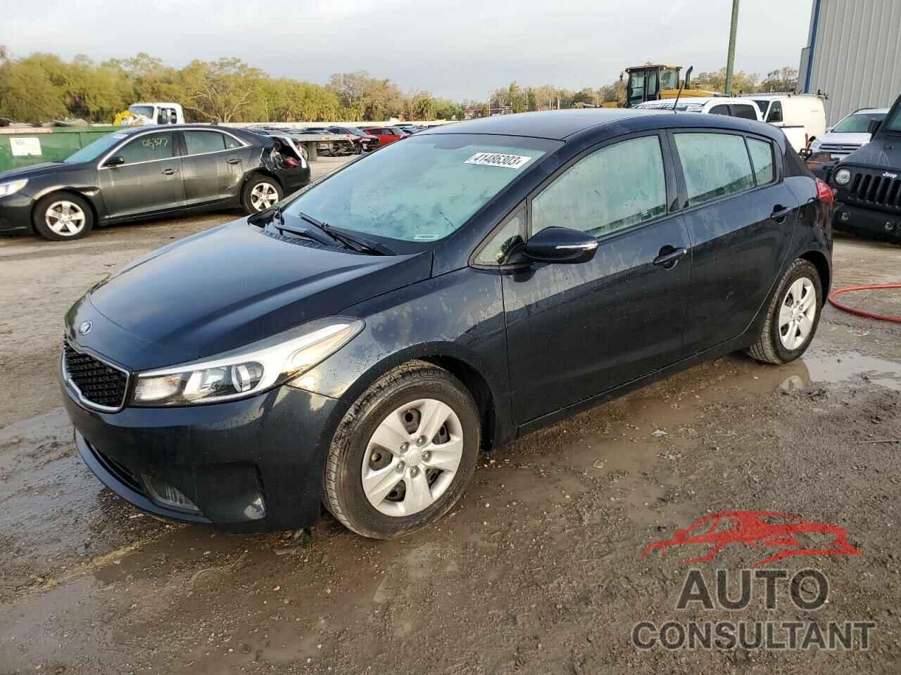 KIA FORTE 2017 - KNAFK5A88H5677394