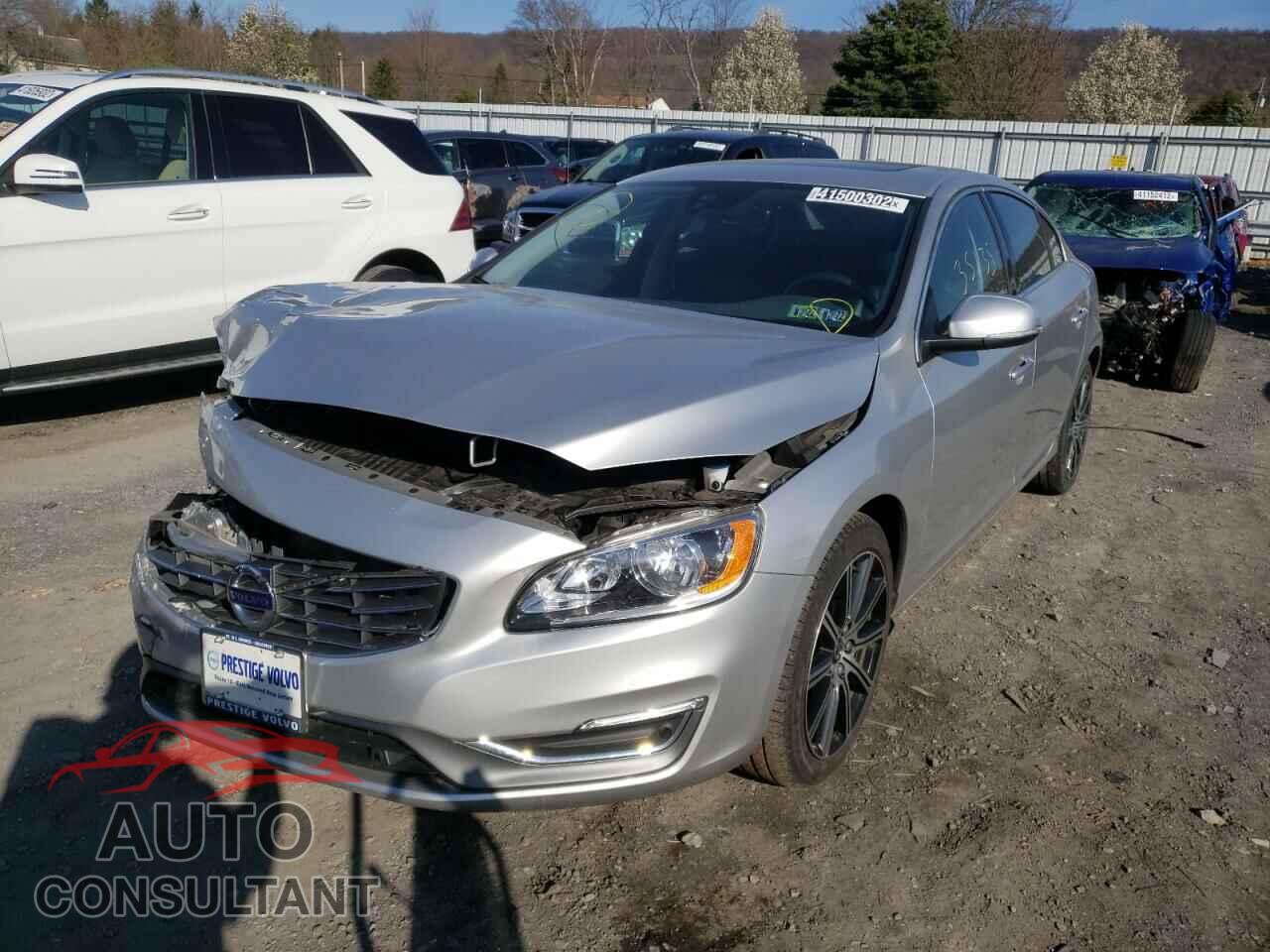 VOLVO S60 2017 - LYV402TK2HB196080