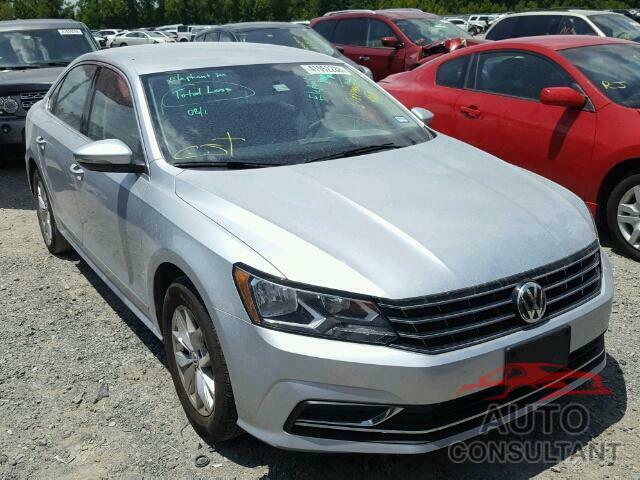 VOLKSWAGEN PASSAT 2017 - 1VWAT7A31HC031553