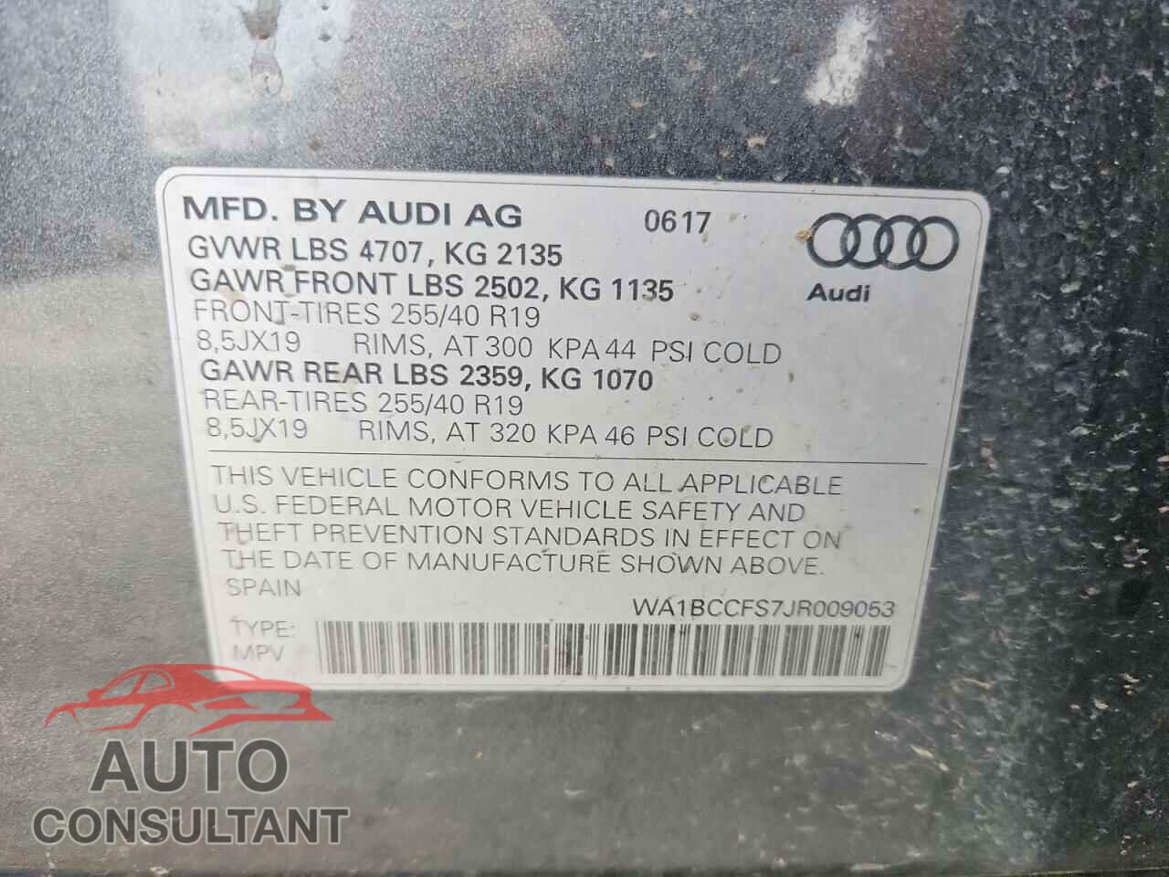 AUDI Q3 2018 - WA1BCCFS7JR009053