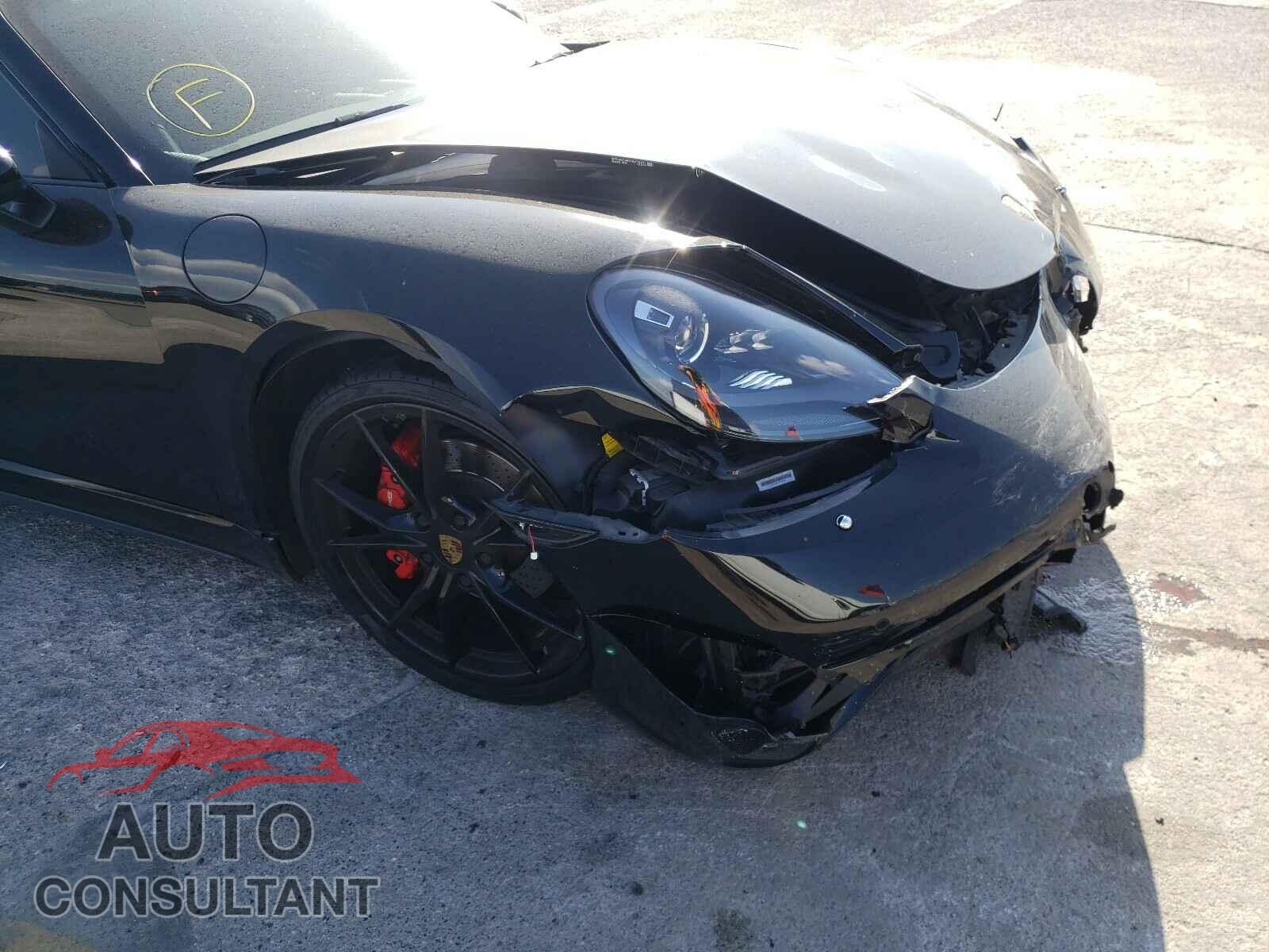 PORSCHE CAYMAN 2018 - WP0AB2A89JK278397