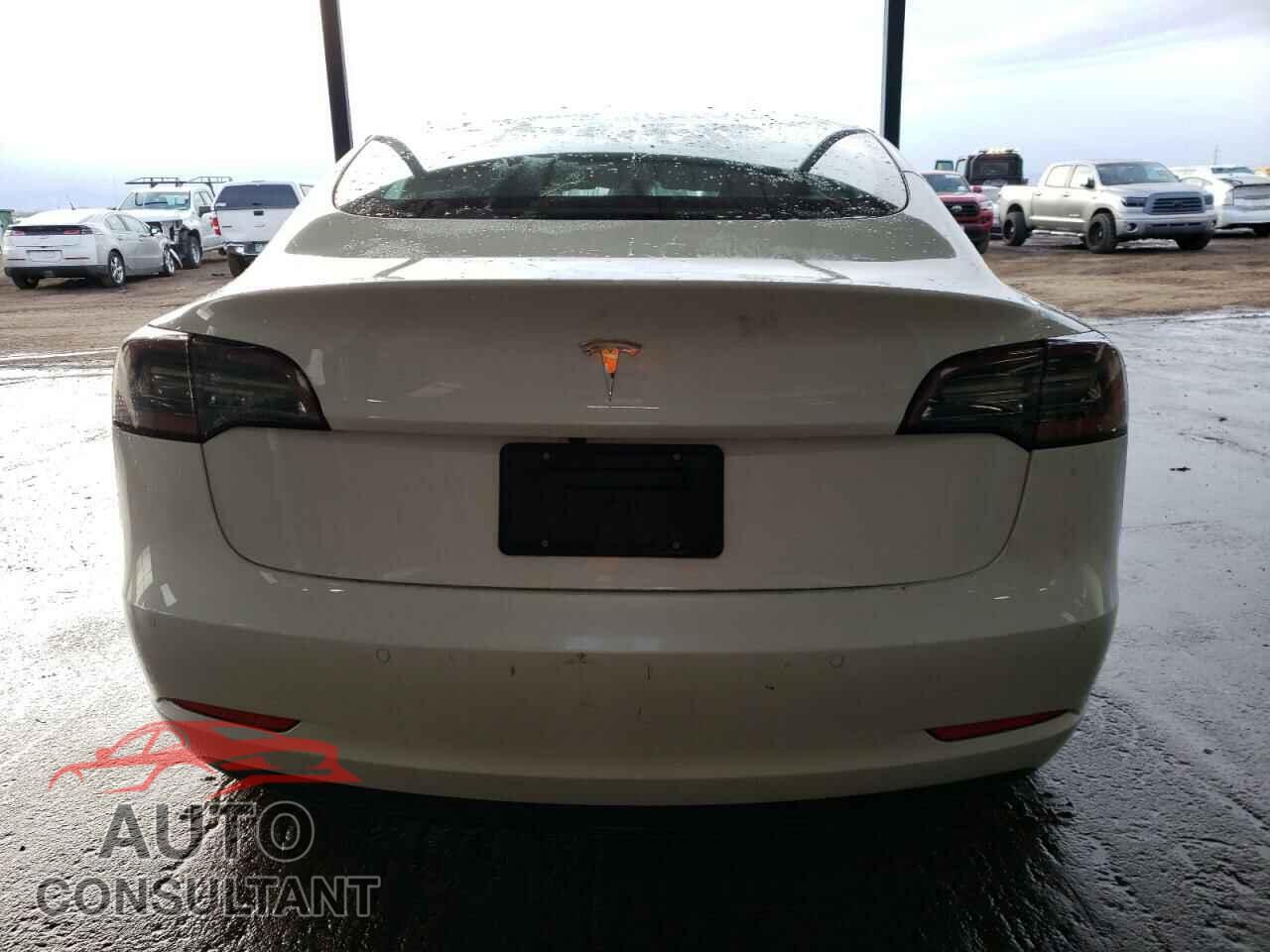 TESLA MODEL 3 2022 - 5YJ3E1EA0NF370184