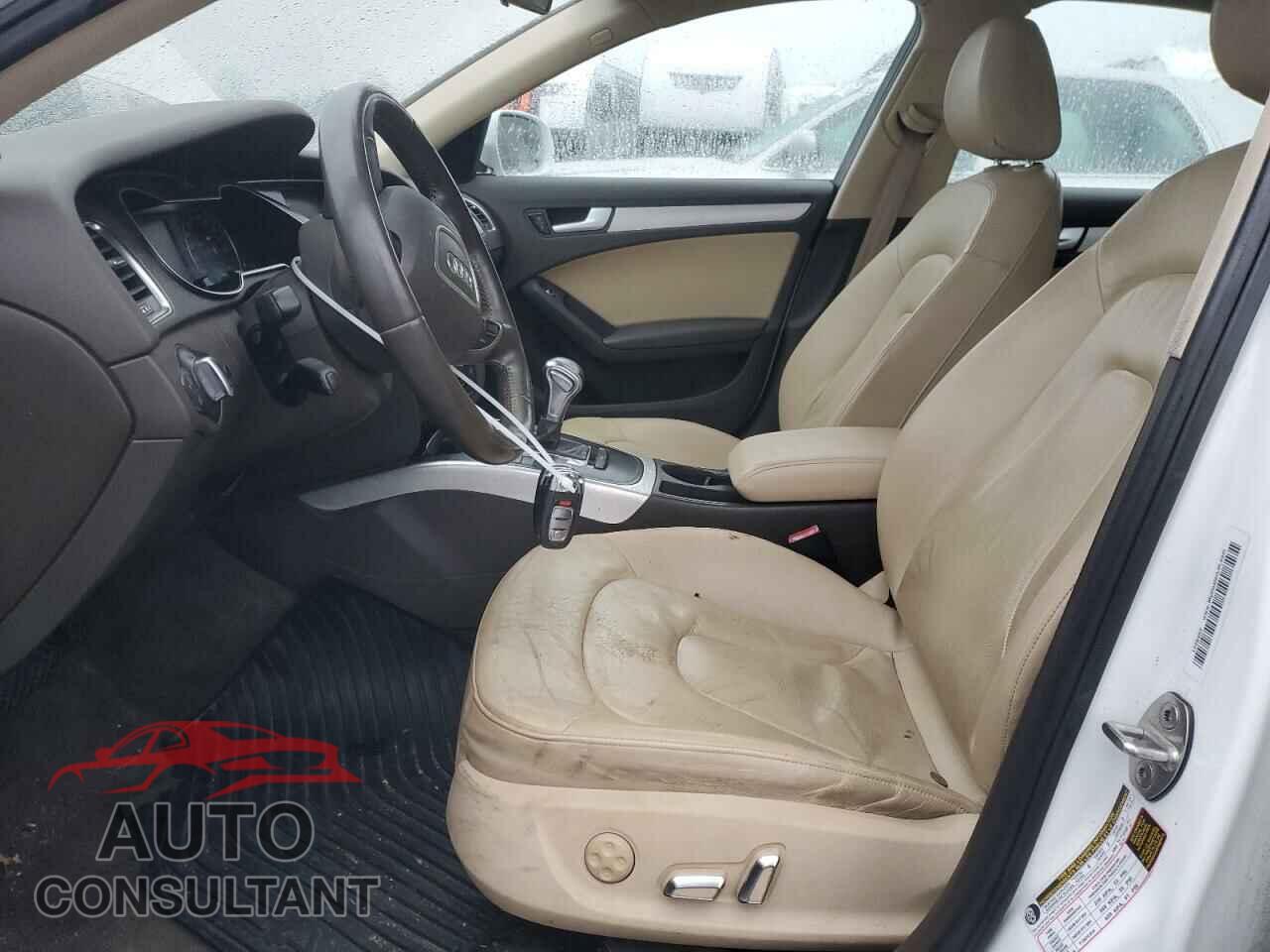 AUDI A4 2013 - WAUBFAFL0DN026246