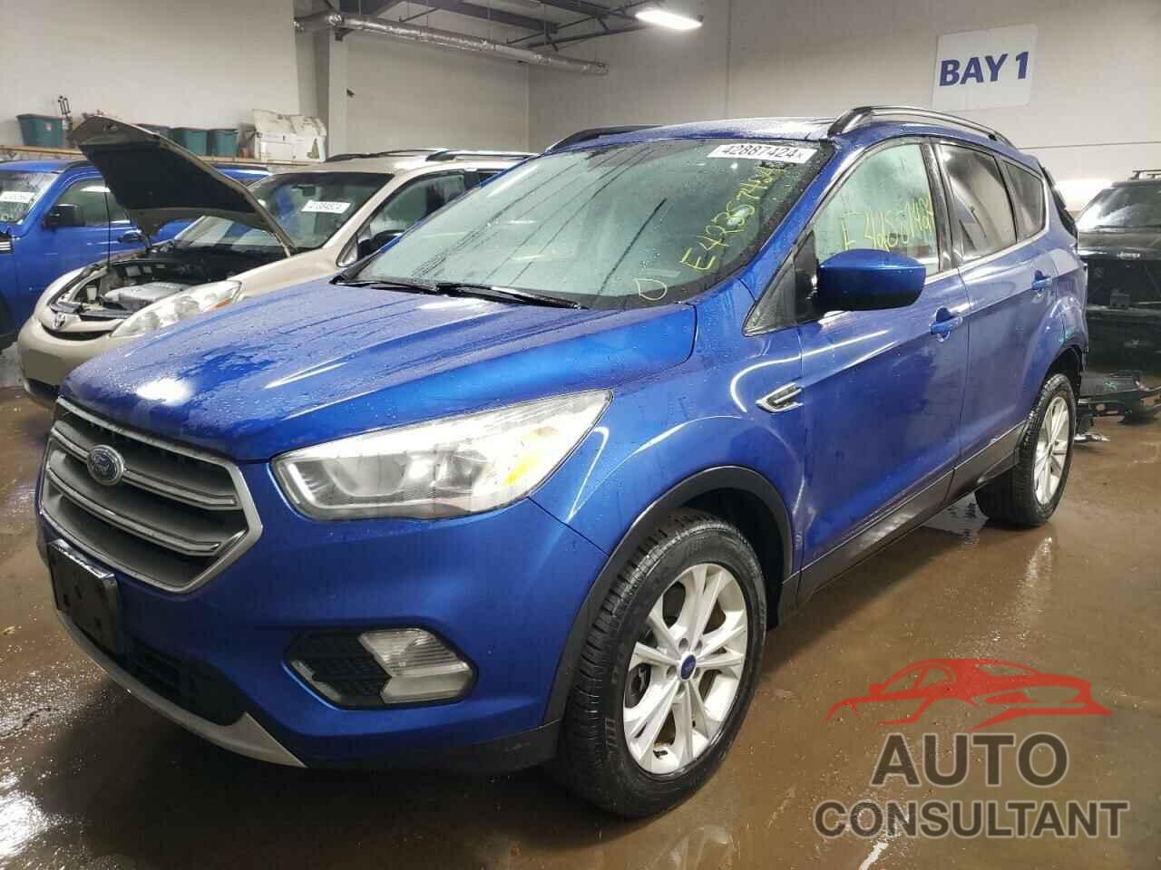 FORD ESCAPE 2017 - 1FMCU9GD4HUC61260