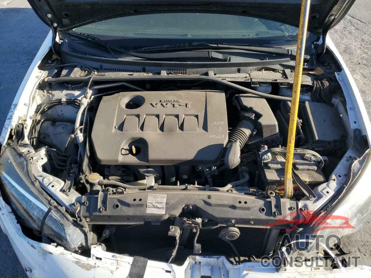 TOYOTA COROLLA 2017 - 5YFBURHE8HP660368