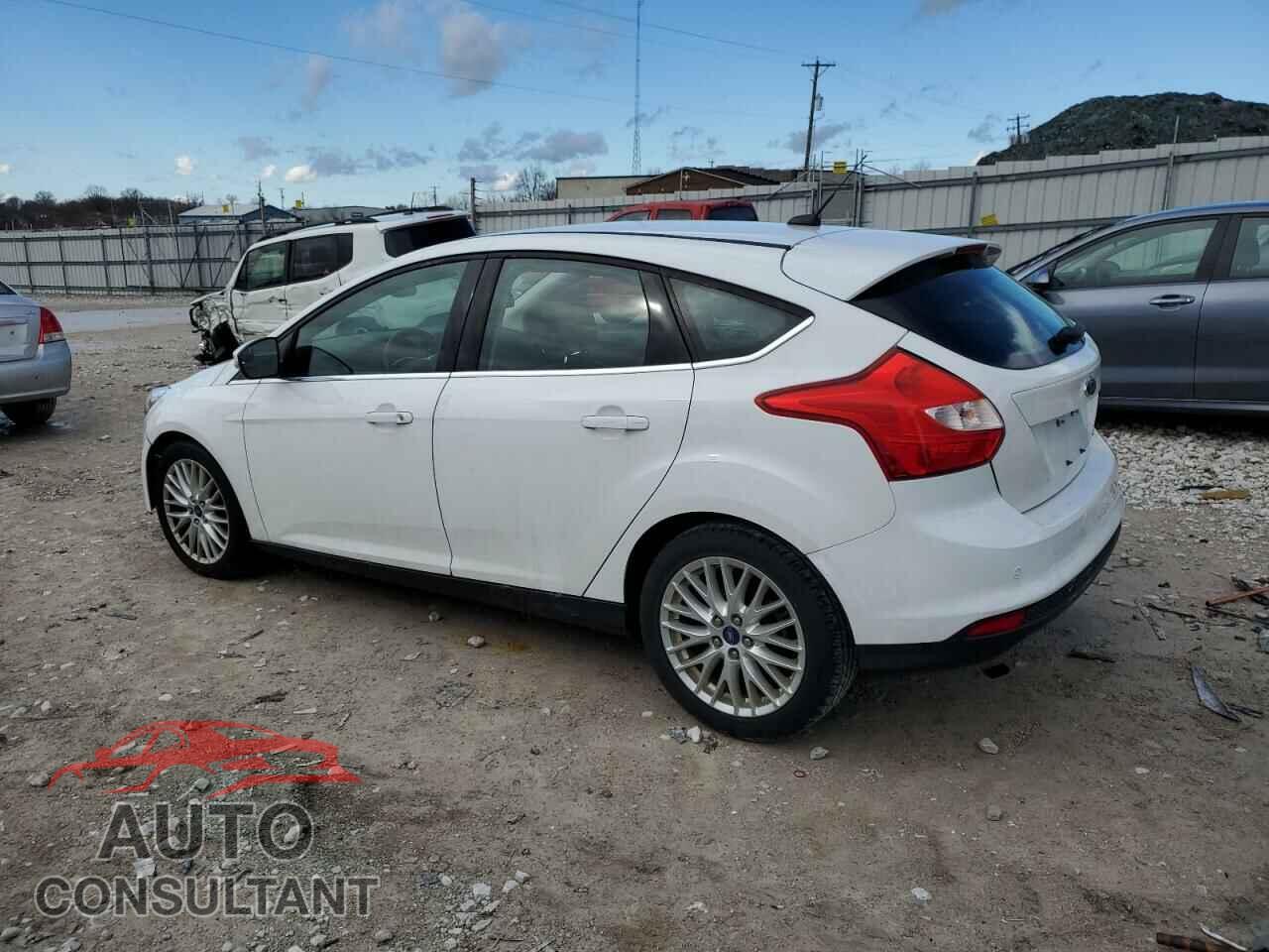 FORD FOCUS 2012 - 1FAHP3M2XCL299615