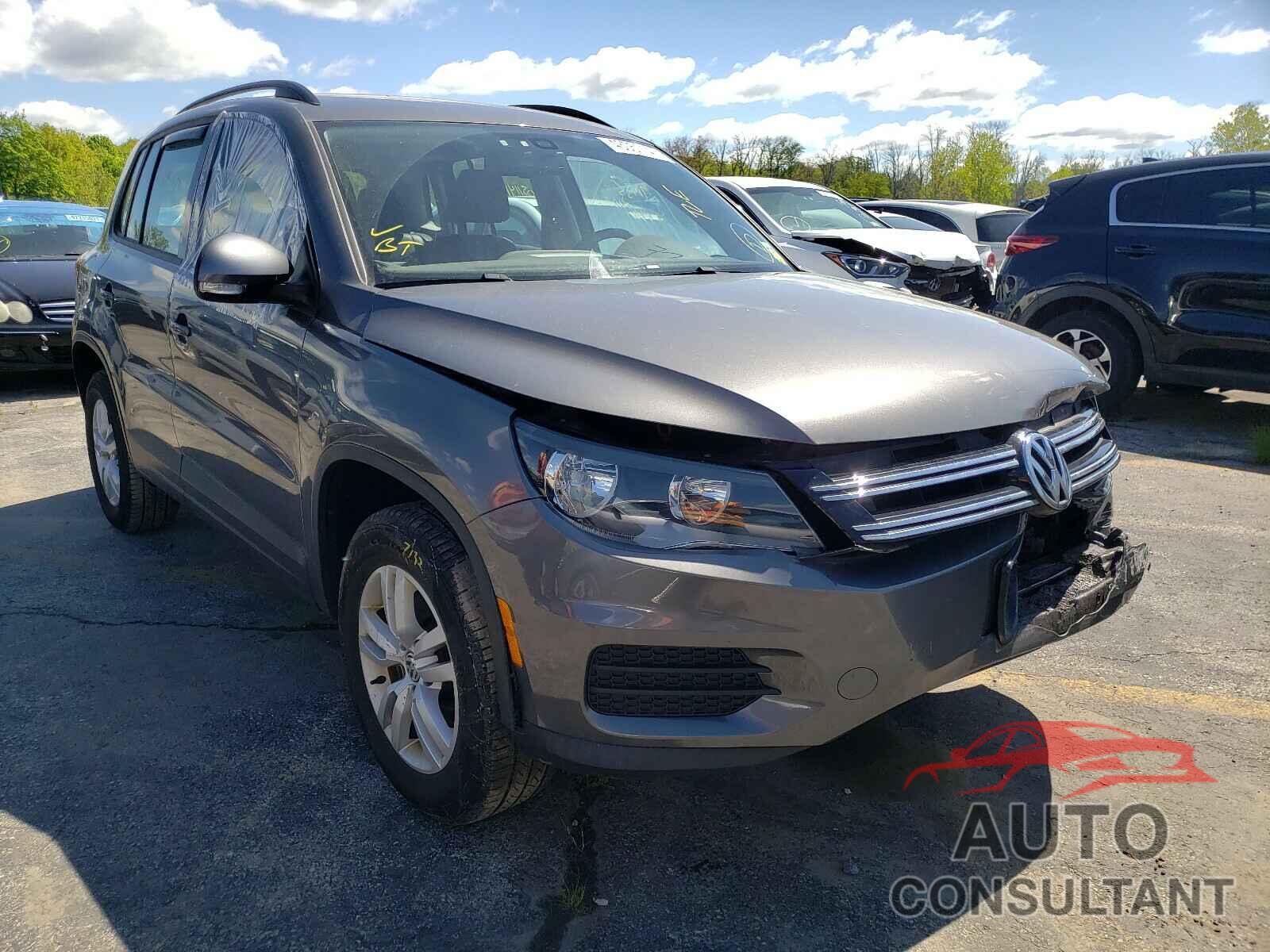 VOLKSWAGEN TIGUAN 2016 - WVGBV7AX5GW543877
