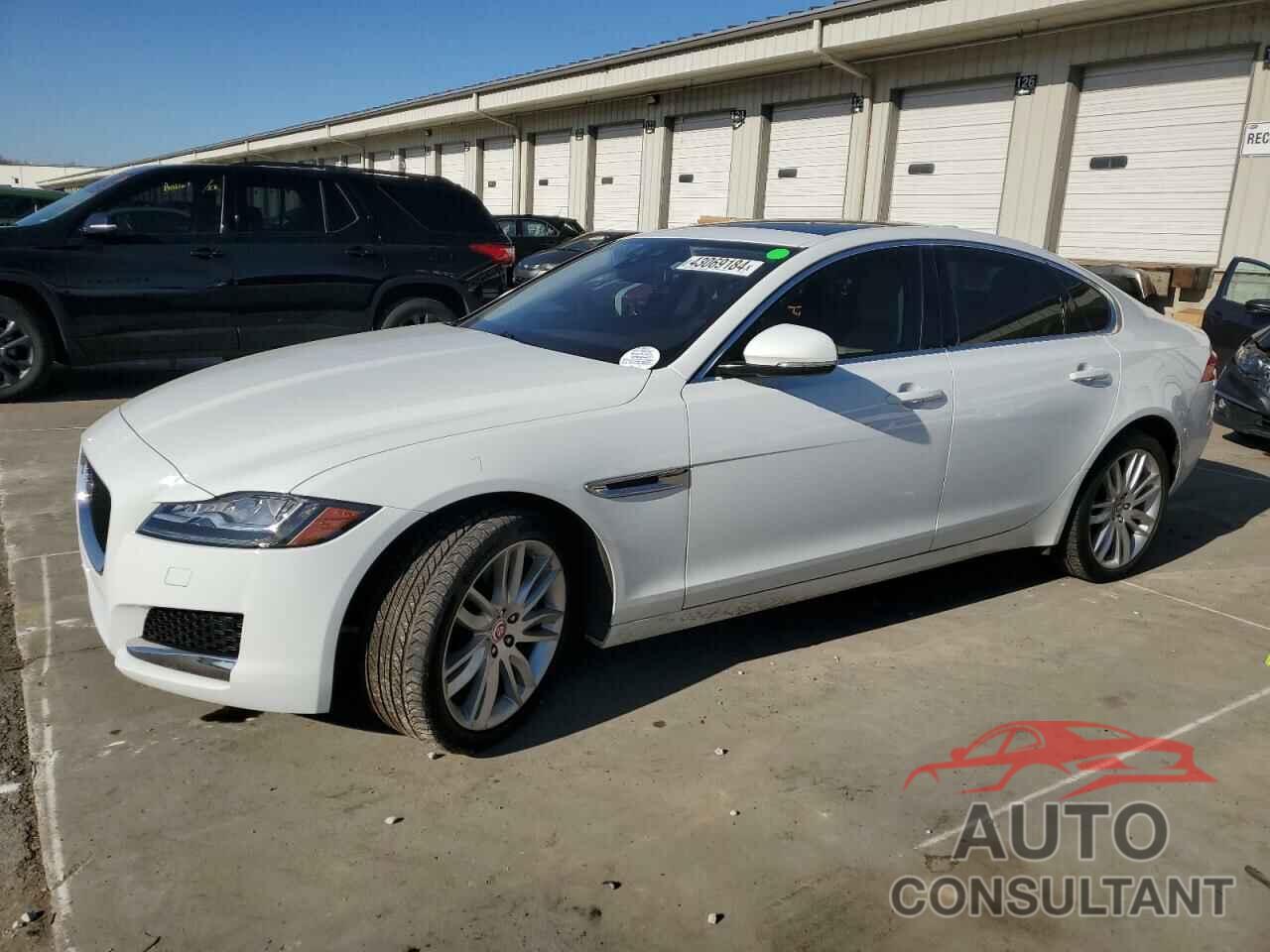 JAGUAR XF 2018 - SAJBK4GX4JCY73331