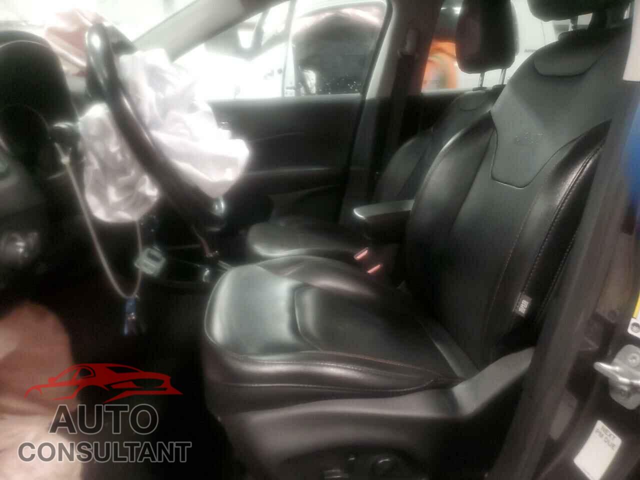 JEEP COMPASS 2020 - 3C4NJCCB3LT125583