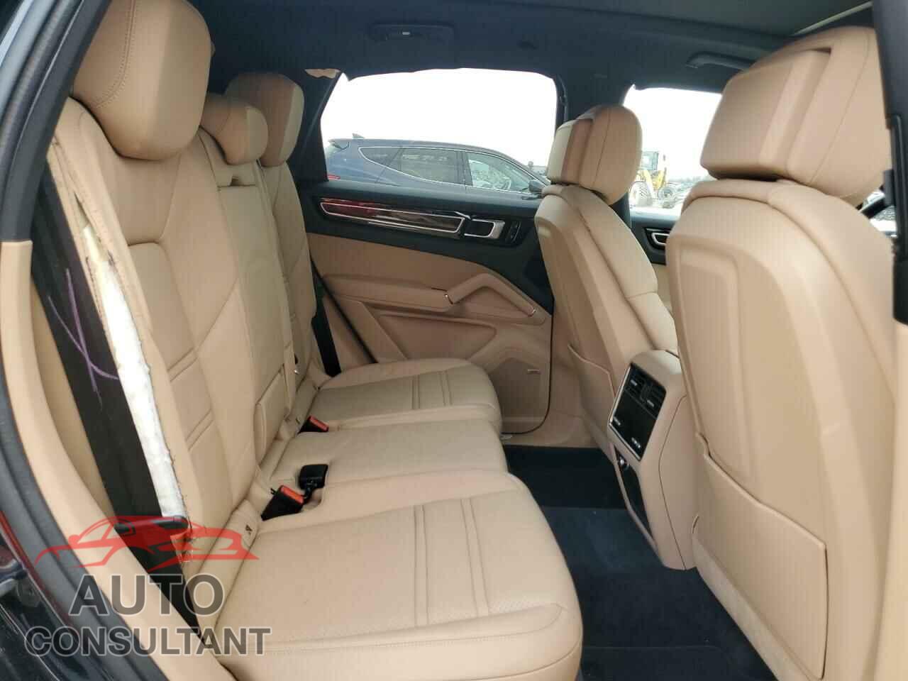 PORSCHE CAYENNE 2021 - WP1AA2AY3MDA09676