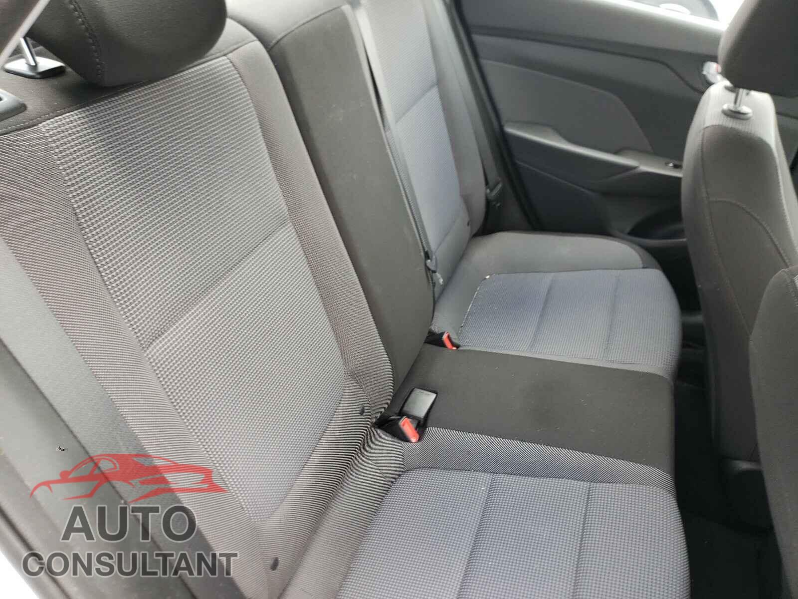 HYUNDAI ACCENT 2019 - 3KPC34A33KE054729