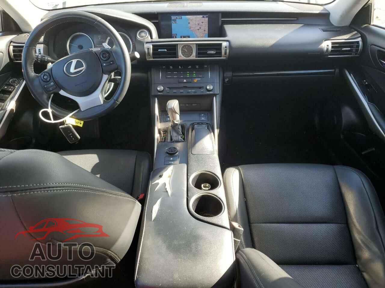 LEXUS IS 2015 - JTHBF1D20F5046205