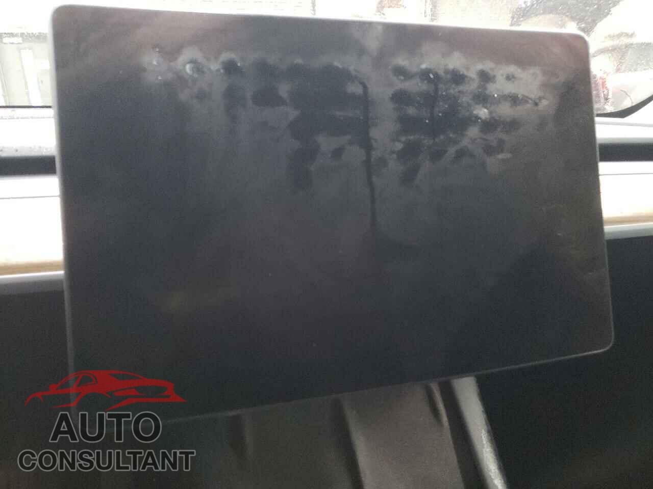 TESLA MODEL 3 2023 - 5YJ3E1EA5PF451281