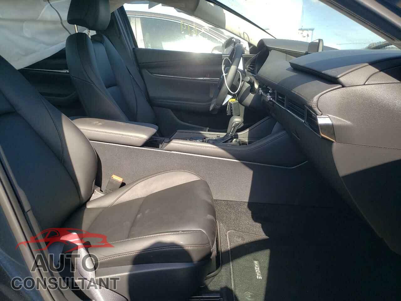MAZDA 3 2021 - JM1BPACL9M1344782