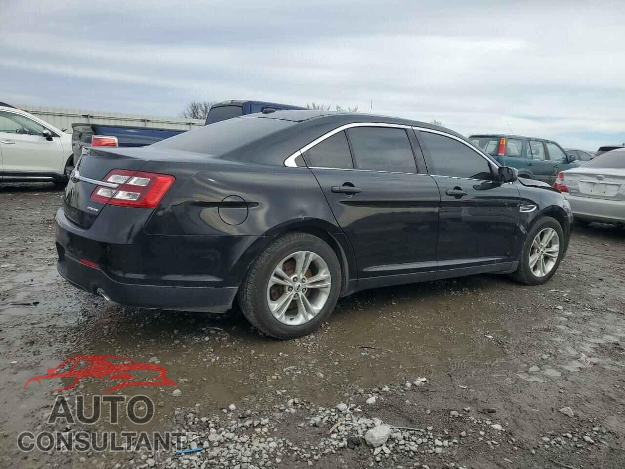 FORD TAURUS 2015 - 1FAHP2E84FG114114