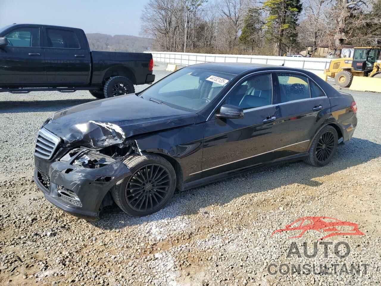 MERCEDES-BENZ E-CLASS 2013 - WDDHF5KB1DA745133