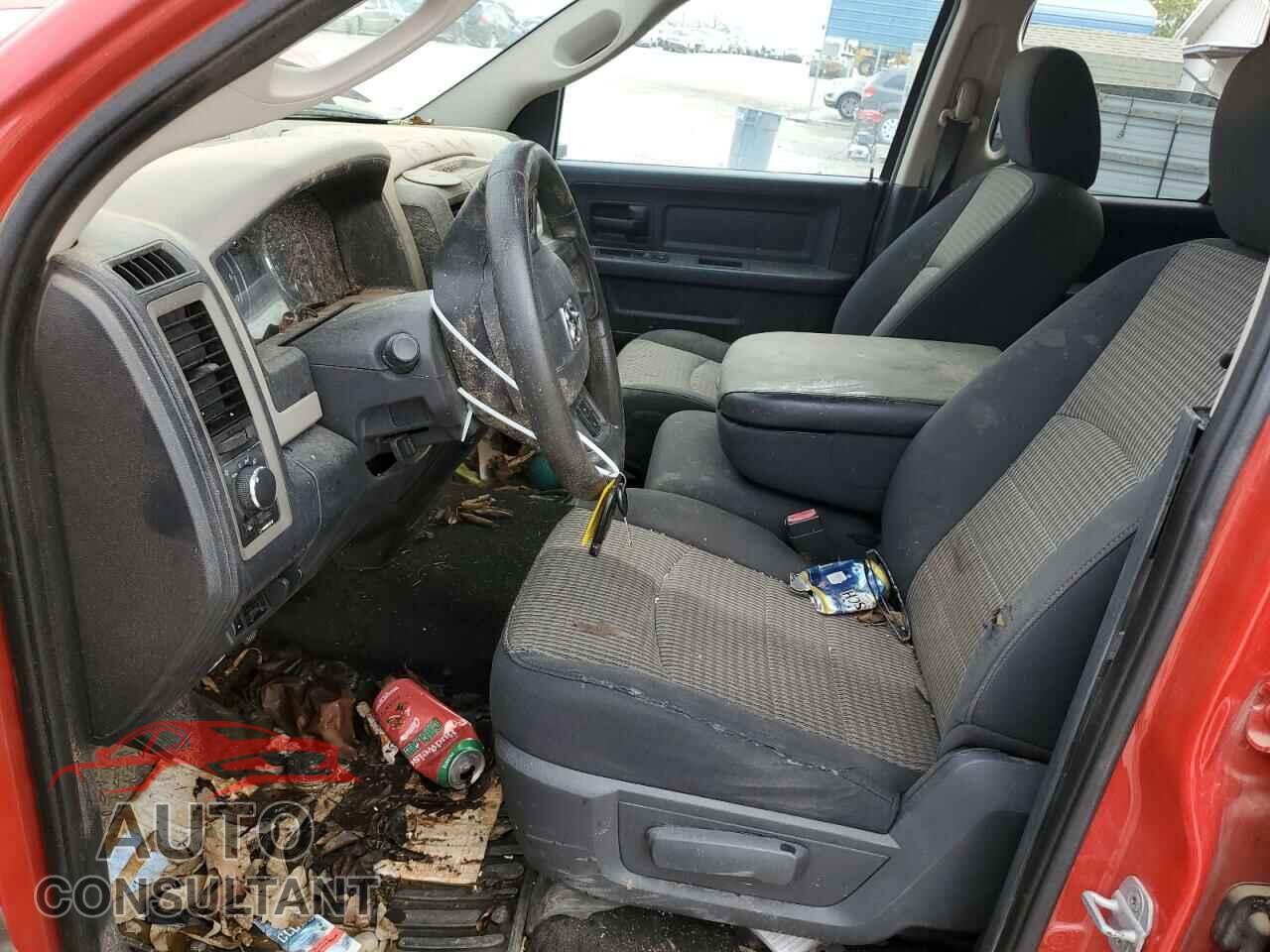 DODGE RAM 1500 2012 - 1C6RD7FT8CS105536