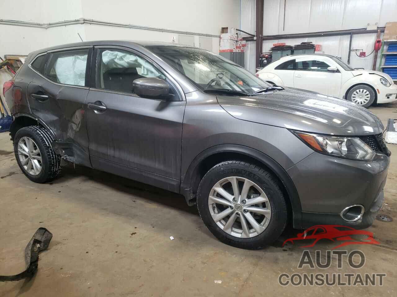 NISSAN ROGUE 2017 - JN1BJ1CP8HW019167