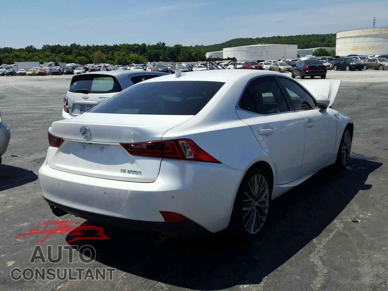 LEXUS IS 2016 - JTHBA1D22G5006840
