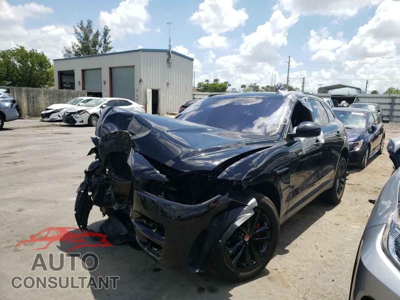 JAGUAR F-PACE 2018 - SADCJ2FX0JA320428