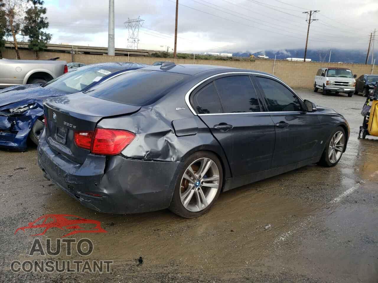 BMW 3 SERIES 2018 - WBA8E1C54JA178570