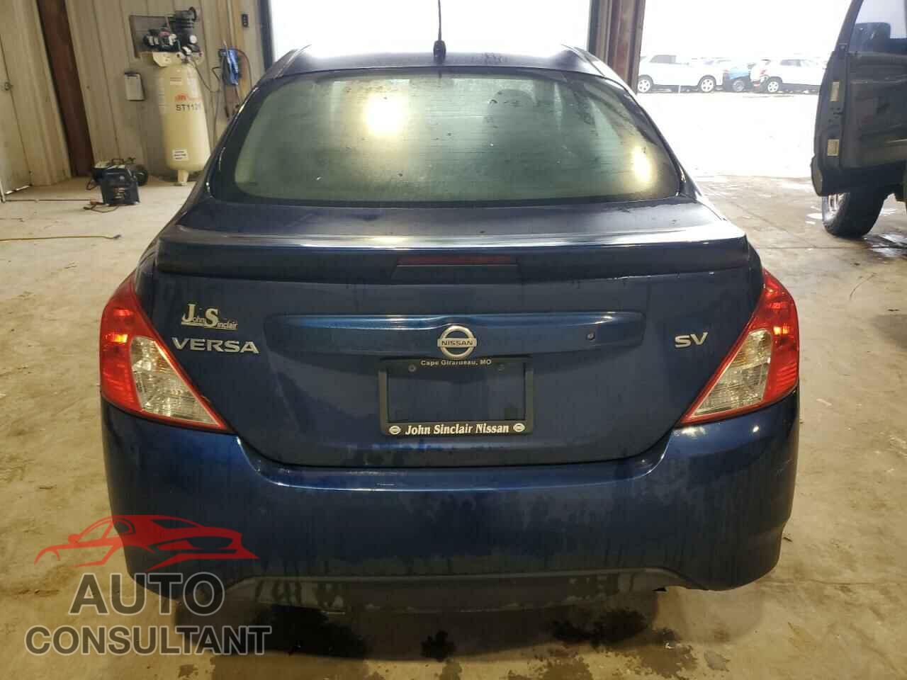 NISSAN VERSA 2018 - 3N1CN7AP1JL831789