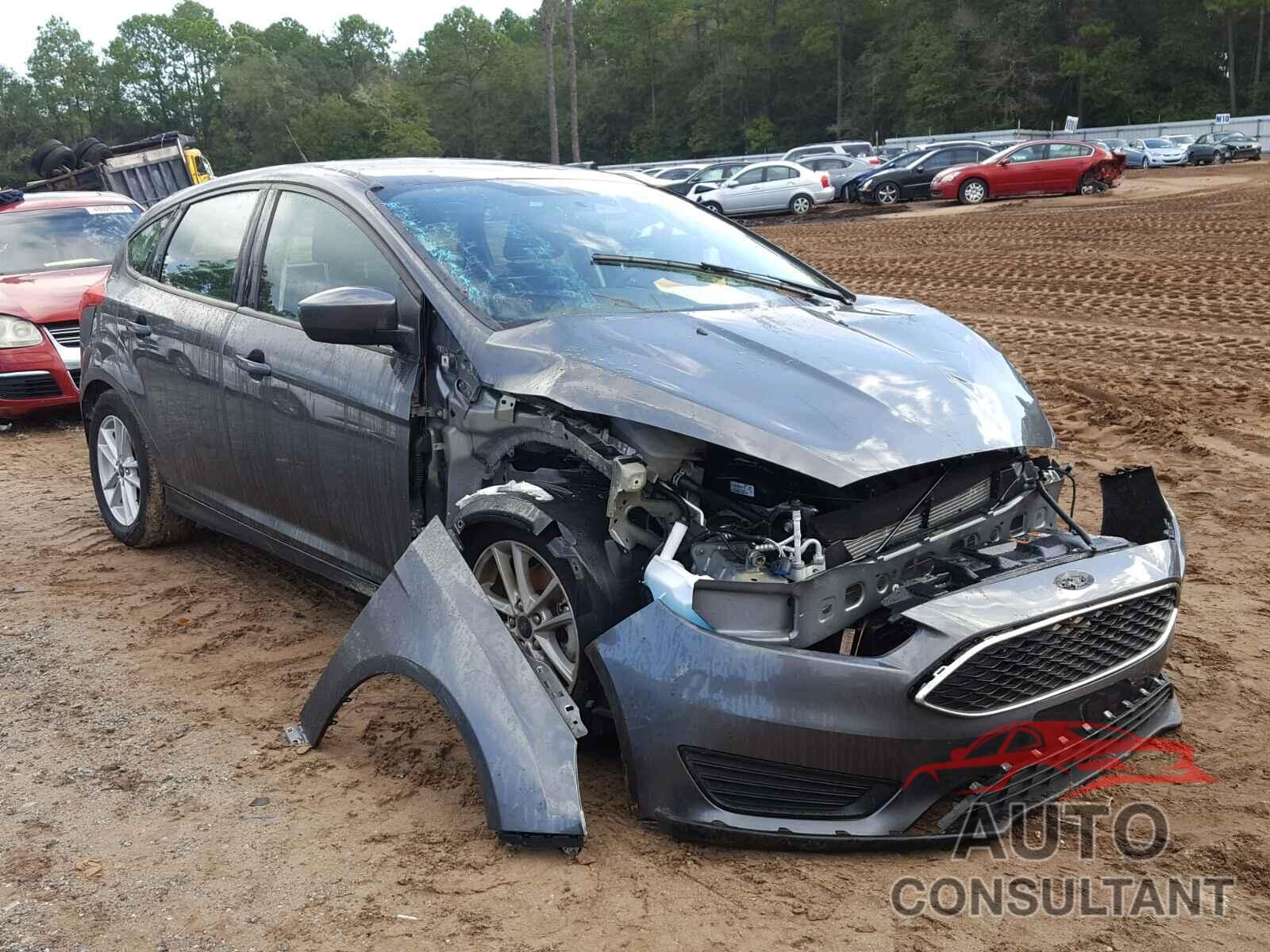 FORD FOCUS 2018 - 1FADP3K23JL214919
