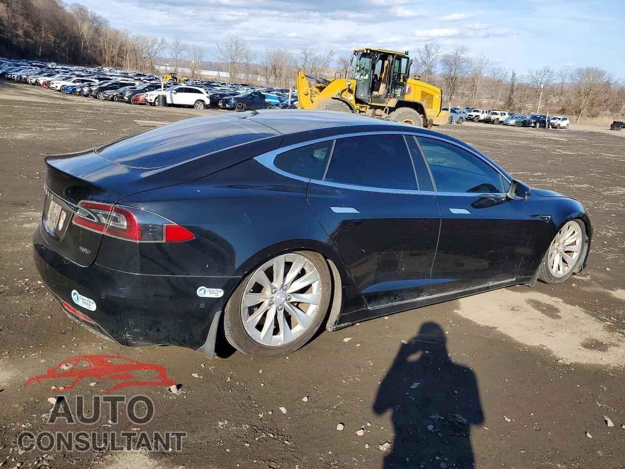 TESLA MODEL S 2018 - 5YJSA1E26JF266678