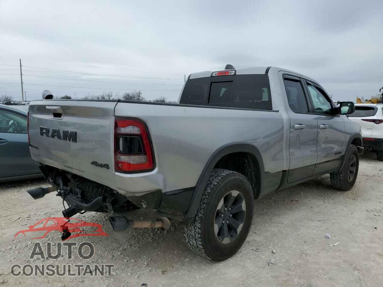 RAM 1500 2019 - 1C6SRFET0KN841074