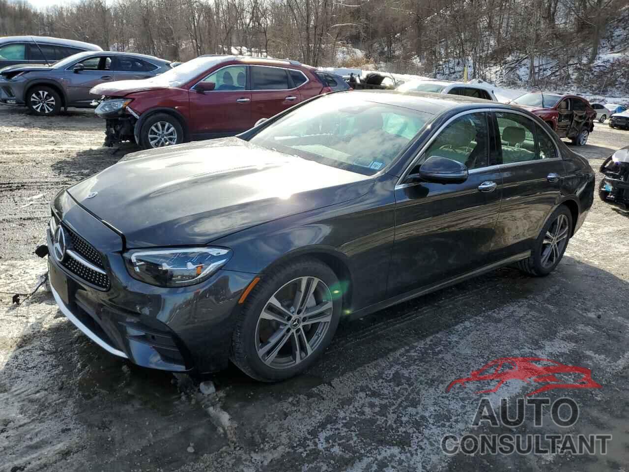 MERCEDES-BENZ E-CLASS 2022 - W1KZF8EB7NB038941
