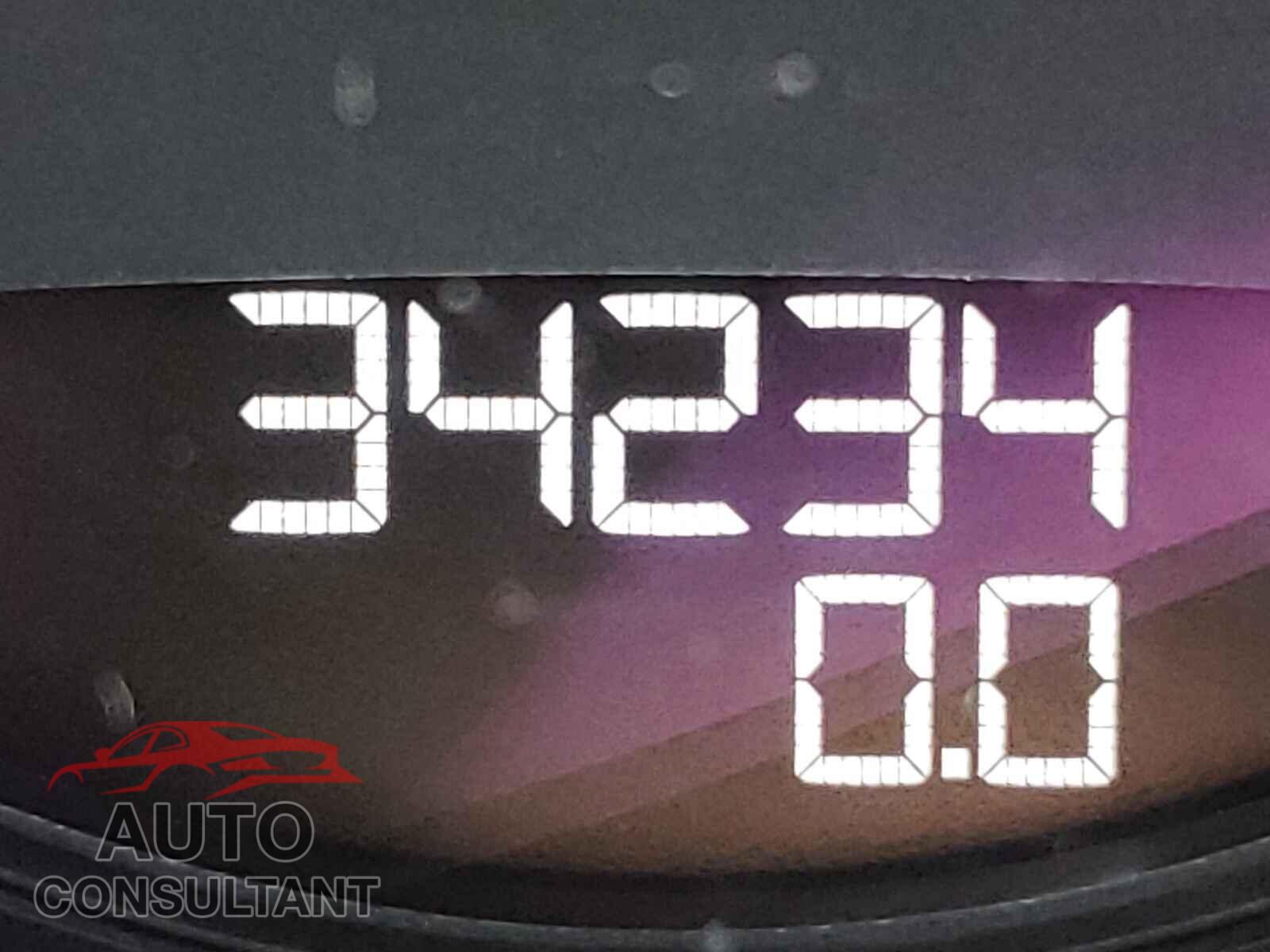PORSCHE MACAN 2018 - WP1AA2A57JLB05916