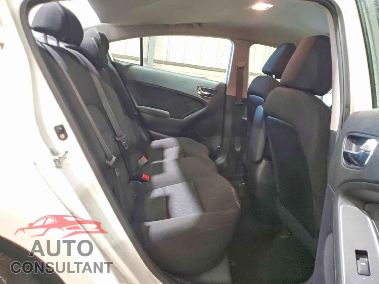 KIA FORTE 2016 - KNAFK4A60G5617536