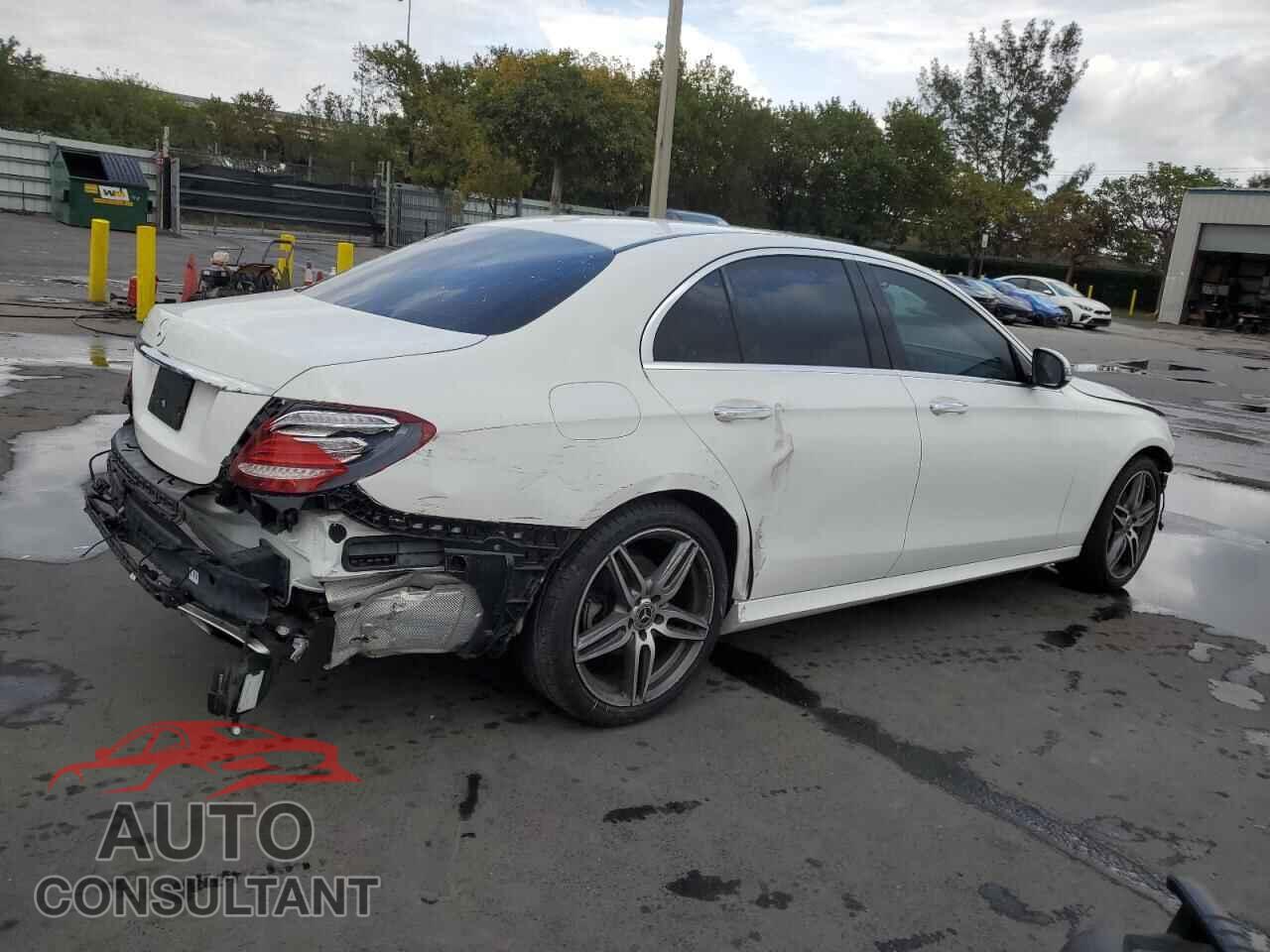 MERCEDES-BENZ E-CLASS 2017 - WDDZF4JB7HA289287