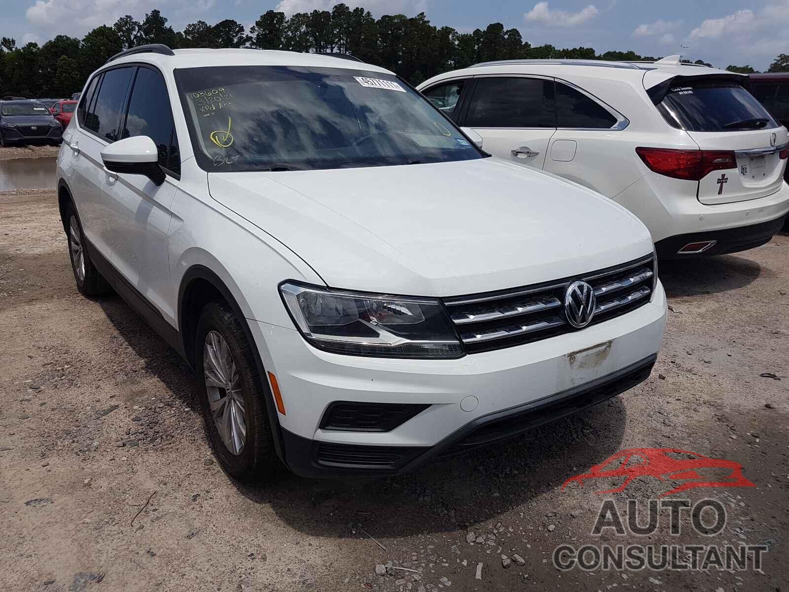 VOLKSWAGEN TIGUAN 2018 - 3VV1B7AX4JM115719