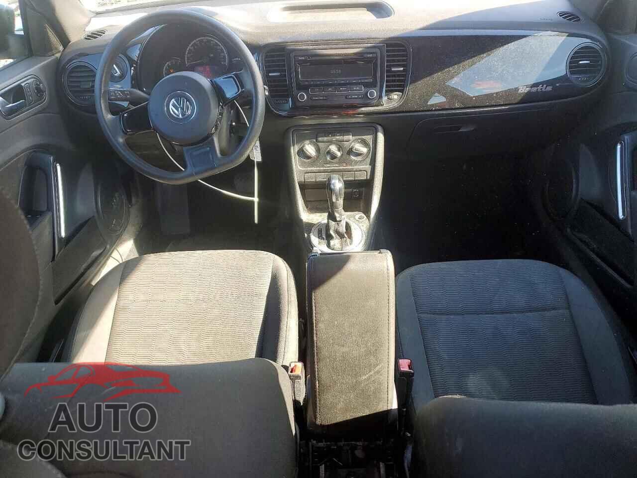 VOLKSWAGEN BEETLE 2014 - 3VWFP7AT7EM621339
