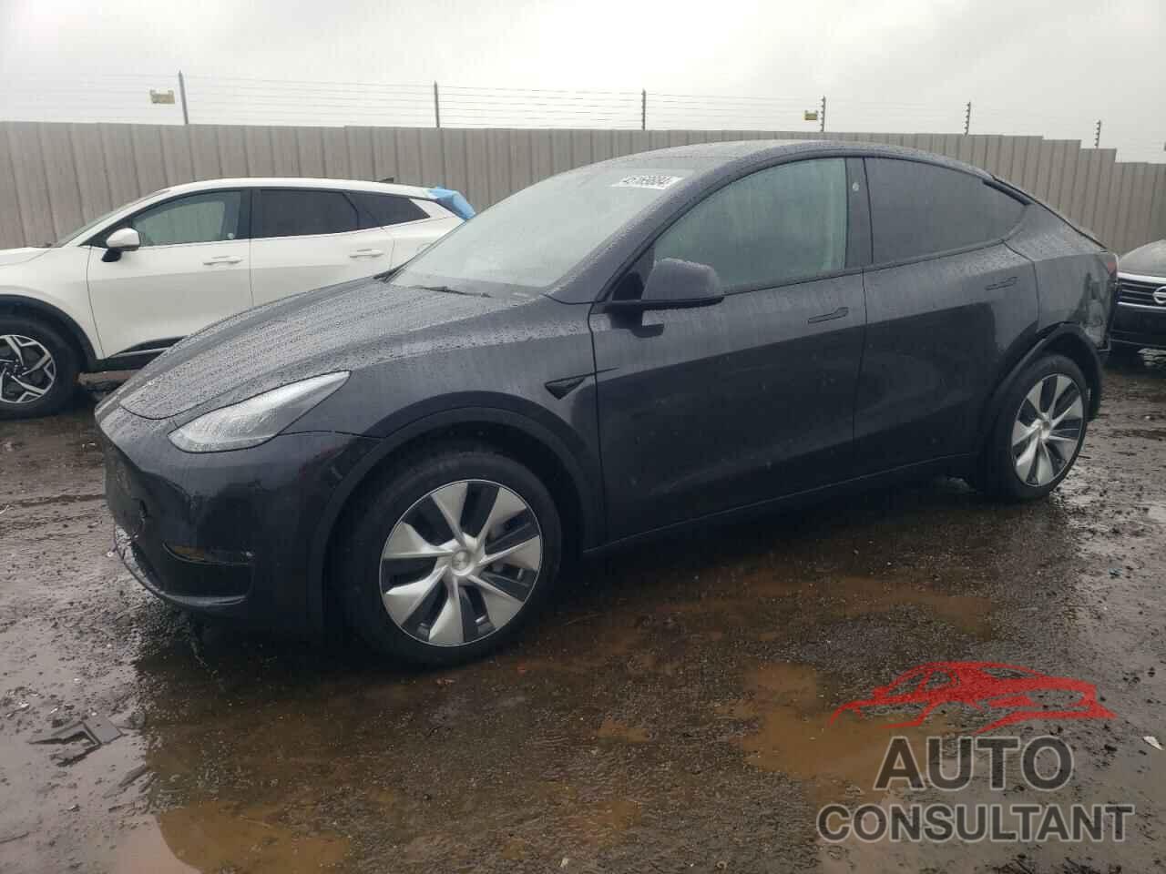 TESLA MODEL Y 2024 - 7SAYGDEE0RF014153