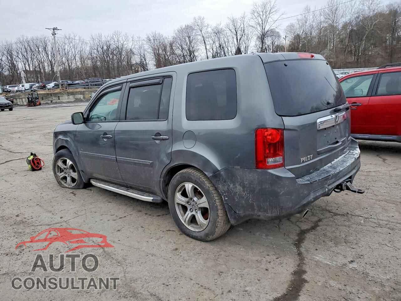 HONDA PILOT 2013 - 5FNYF4H52DB066534
