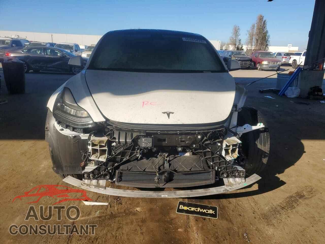 TESLA MODEL 3 2020 - 5YJ3E1EA4LF633256