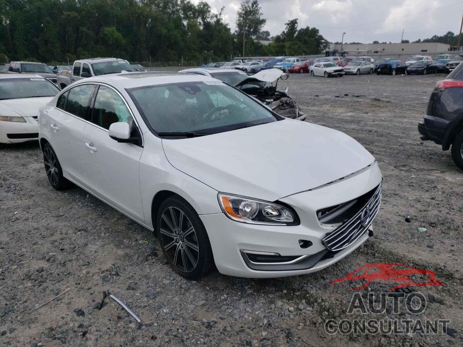 VOLVO S60 2017 - LYV402TK7HB155931