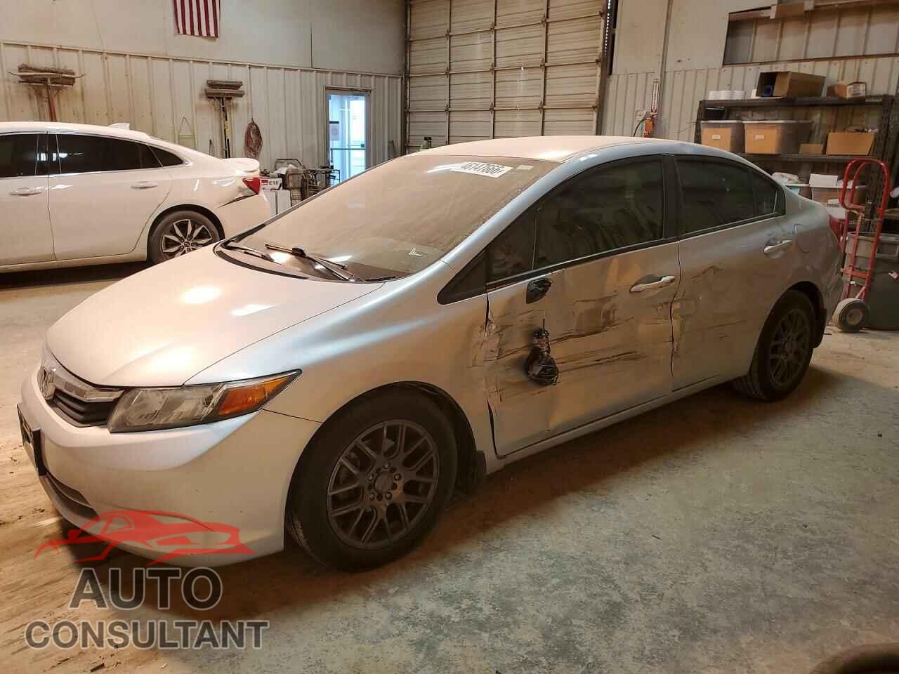 HONDA CIVIC 2012 - 2HGFB2F52CH580095