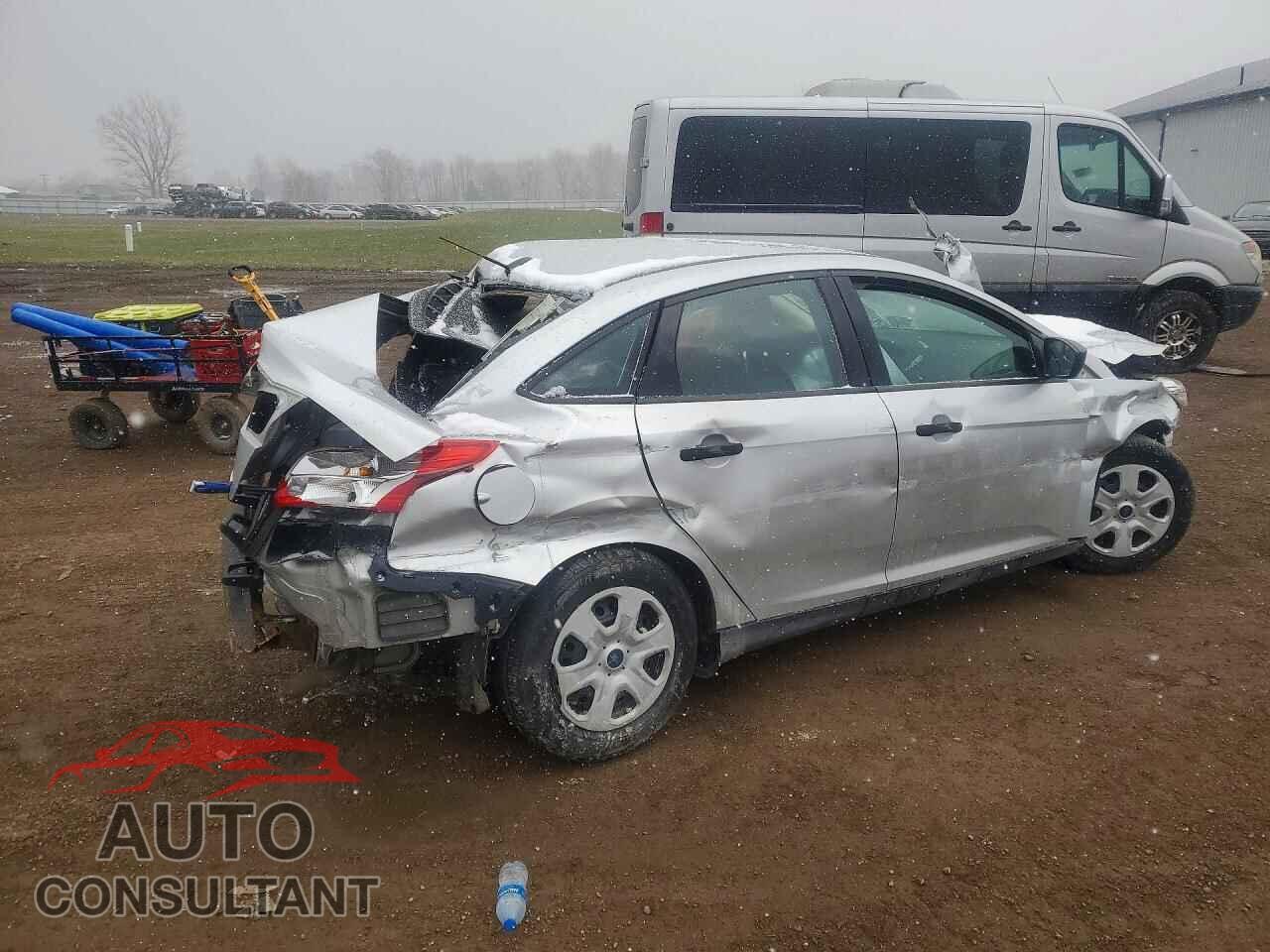 FORD FOCUS 2014 - 1FADP3E25EL418672