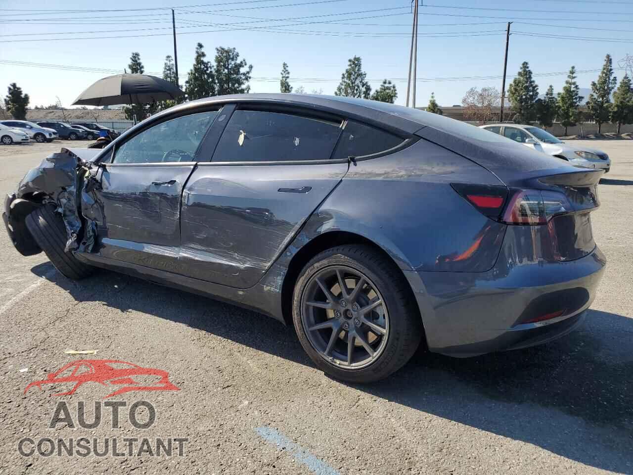 TESLA MODEL 3 2022 - 5YJ3E1EA2NF332391