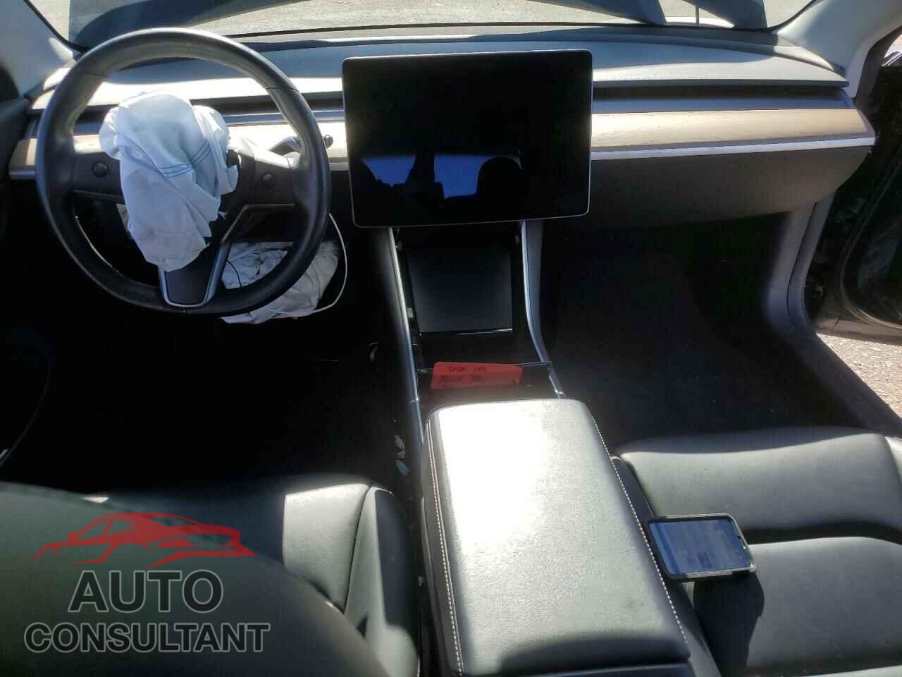 TESLA MODEL 3 2019 - 5YJ3E1EA4KF394869