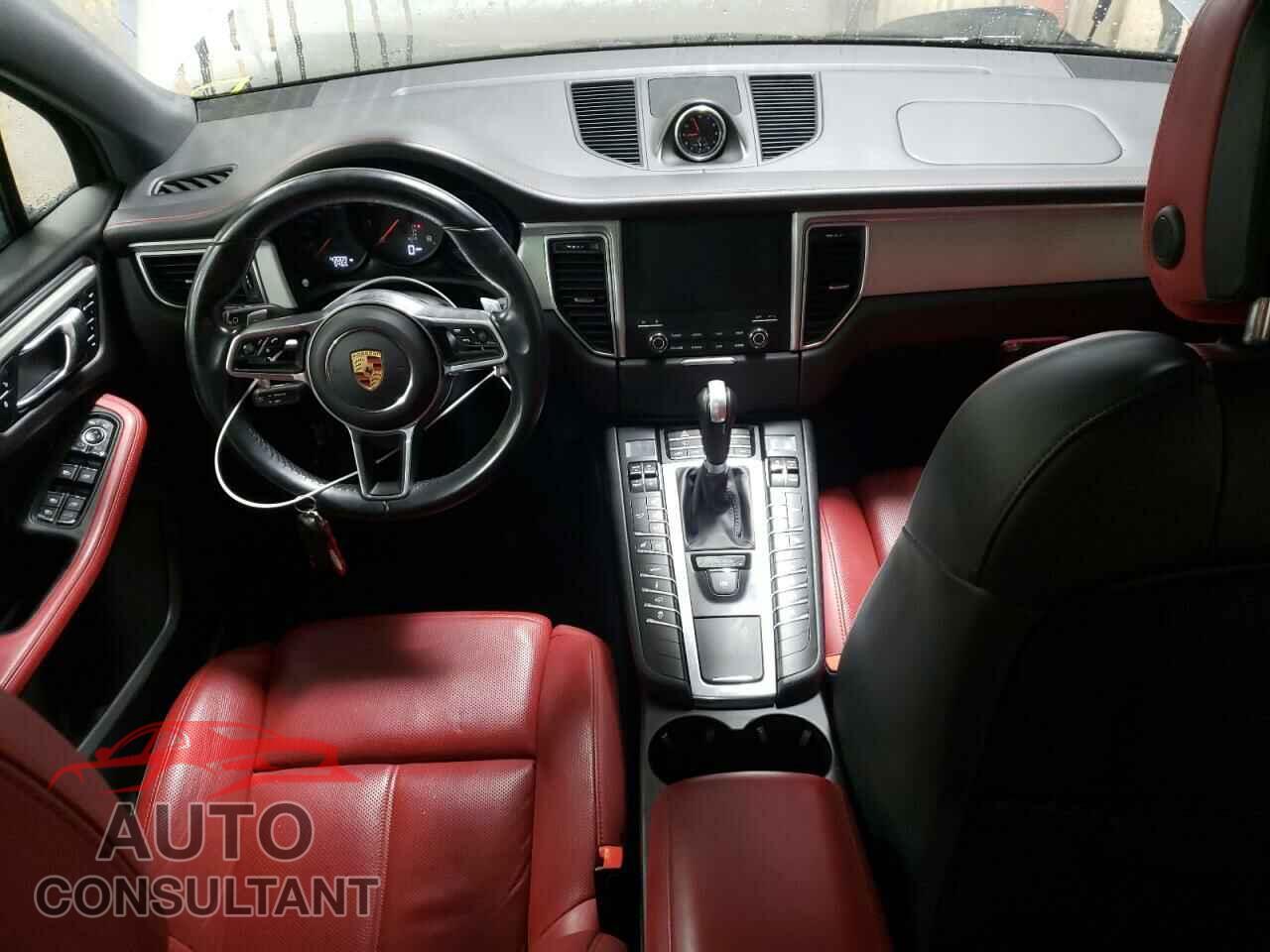 PORSCHE MACAN 2017 - WP1AG2A5XHLB53421