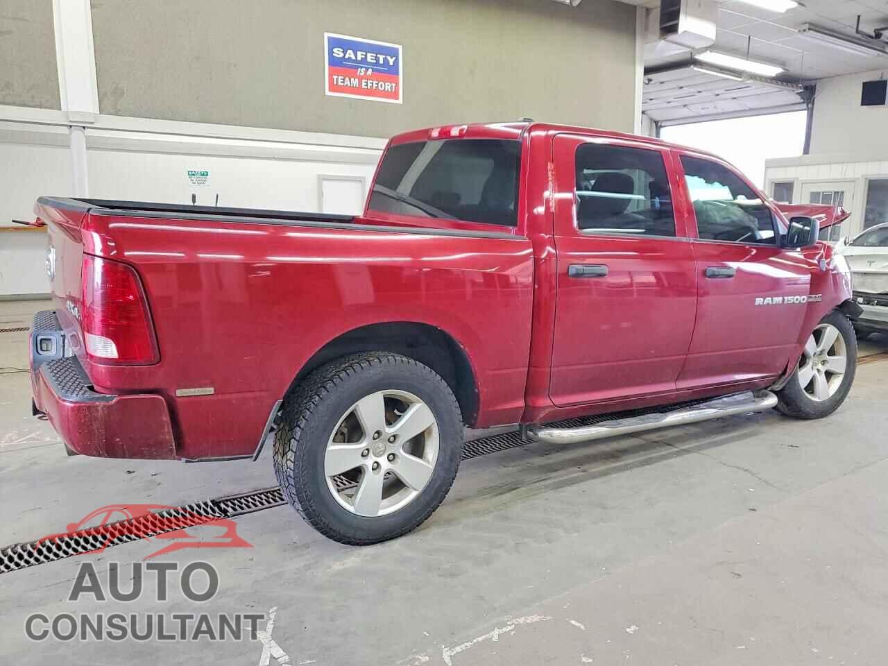 DODGE RAM 1500 2012 - 1C6RD7KT4CS141956