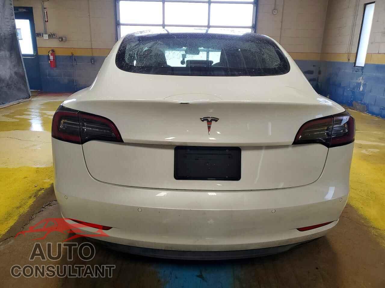 TESLA MODEL 3 2022 - 5YJ3E1EA0NF368449