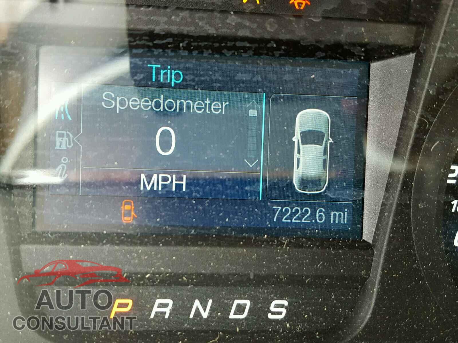 FORD TAURUS 2017 - 1FAHP2D80HG132212