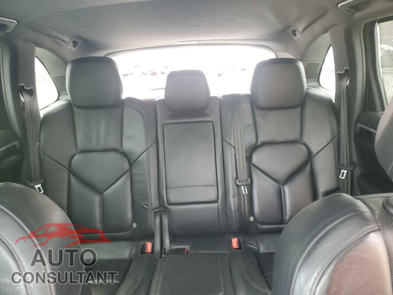 PORSCHE CAYENNE 2012 - WP1AB2A21CLA51972
