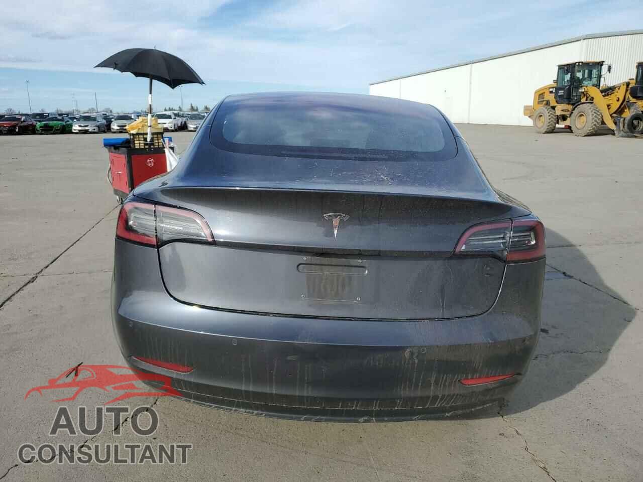 TESLA MODEL 3 2018 - 5YJ3E1EA6JF163292
