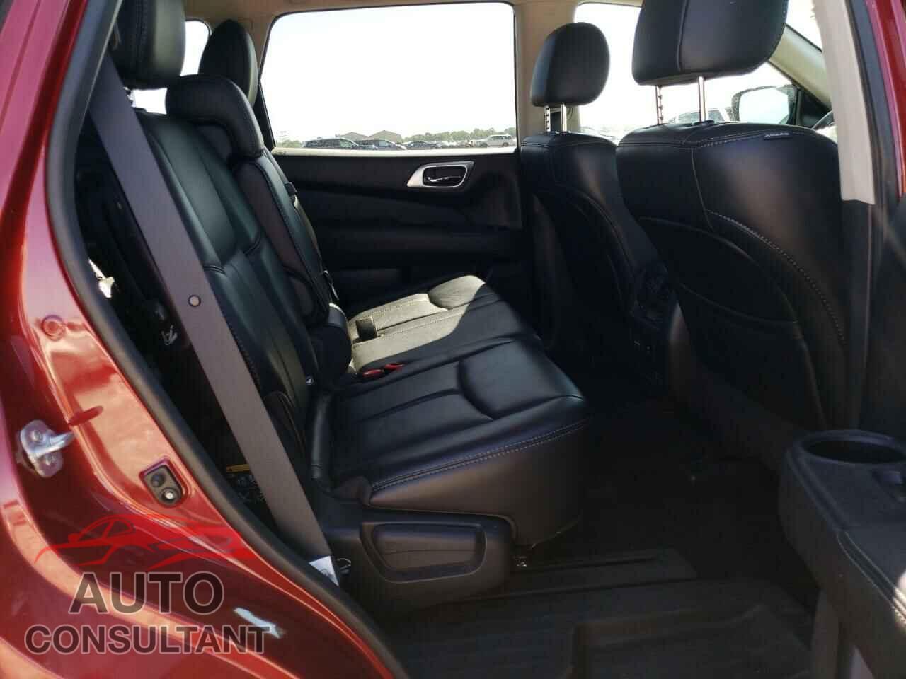 NISSAN PATHFINDER 2017 - 5N1DR2MM5HC642638